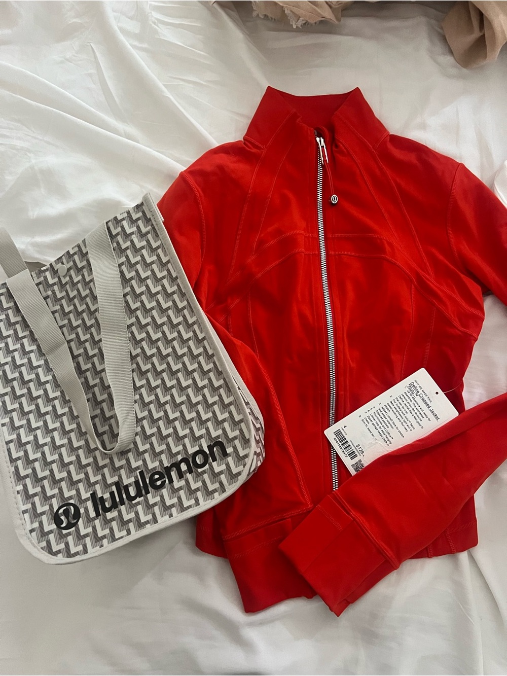 Lululemon Define Jacket size 4 new